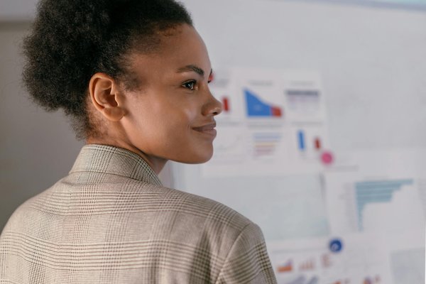 Découvrez les atouts d'une agence de prospection b2b dynamique